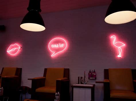 Neon Signs: What are they and how do they work?