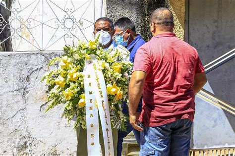 Corpo Do Capit O Adonias Velado Em Teresina Galeria De Fotos Gp