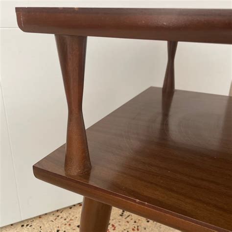 Mid 20th Century Vintage Midcentury Modern 2 Tier Step End Table With