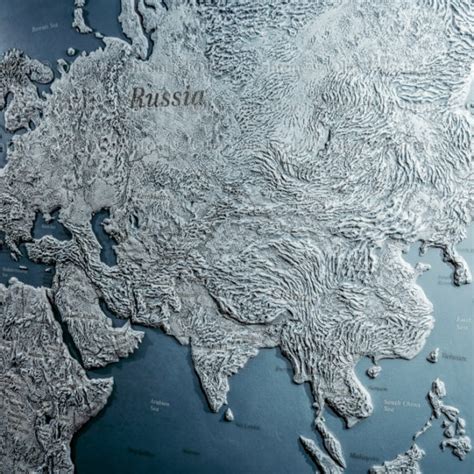 Географическая и политическая карта мира. Рельеф в гостиной ...