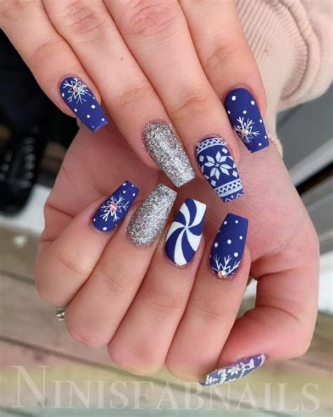 The Cutest And Festive Christmas Nail Designs For Celebration