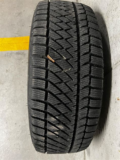 Easy tire mobile services are saving stranded drivers hours today 25