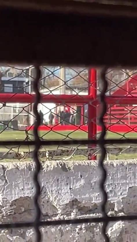 El apriete de la barra de San Martin de Mendoza al plantel - Olé