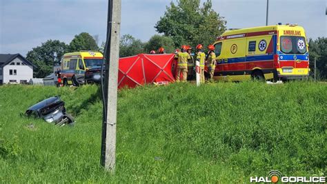 Xga Gorlice Powazny Wypadek Na Wysokosci Scinexu Droga Zamknieta Foto