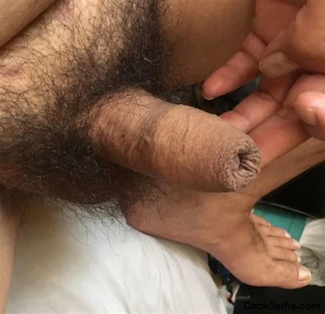 Soft Uncircumcised Penis Posted To Cock Selfie