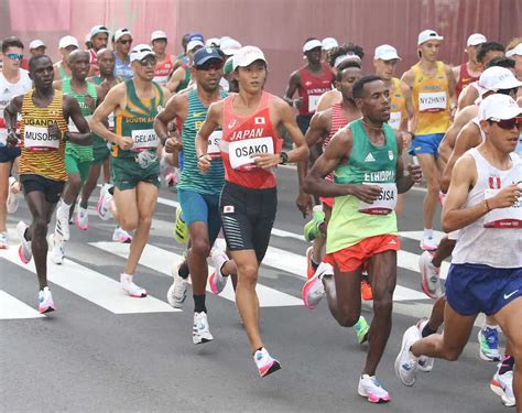 ＜東京五輪・男子マラソン＞力走する大迫（中）（撮影・西海健太郎） ― スポニチ Sponichi Annex スポーツ