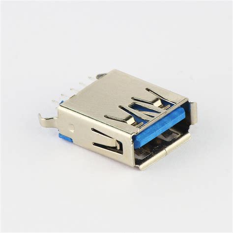 CONECTOR USB CHASIS HEMBRA VERTICAL TIPO A 4 PINES Electronica Plett