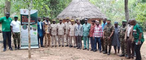 Côte Divoire Aiploipr Partage Lexpérience Du Parc National De La