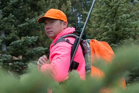 Vidéo Les chasseurs français bientôt en rose pour les battues au