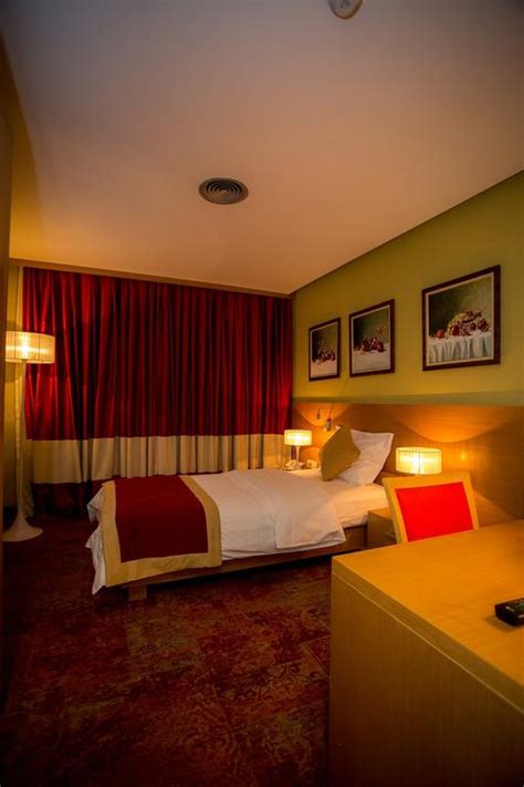 Single Room Hotel Colosseo Shkoder Albania