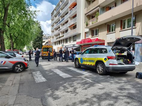 Grenoble Un homme tué par balles en pleine rue