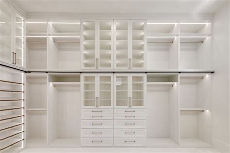 Custom Walk In Closets Master Closet Design Closet Systems