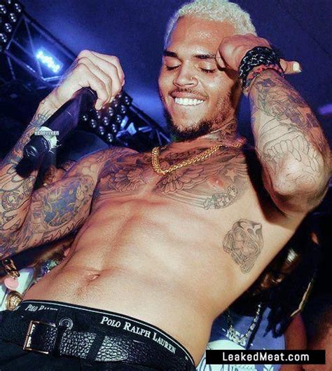 WOW Chris Brown Nude Penis Pics 25 Pics Male Celebs