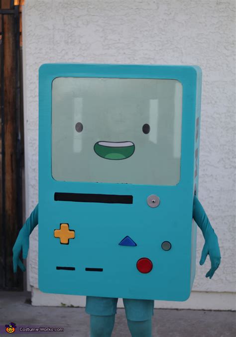 Adventure Time BMO Costume | DIY Tutorial