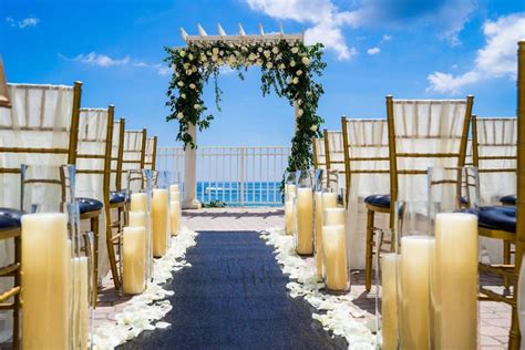 10 Amazing Outdoor Wedding Venues in Miami - Joy