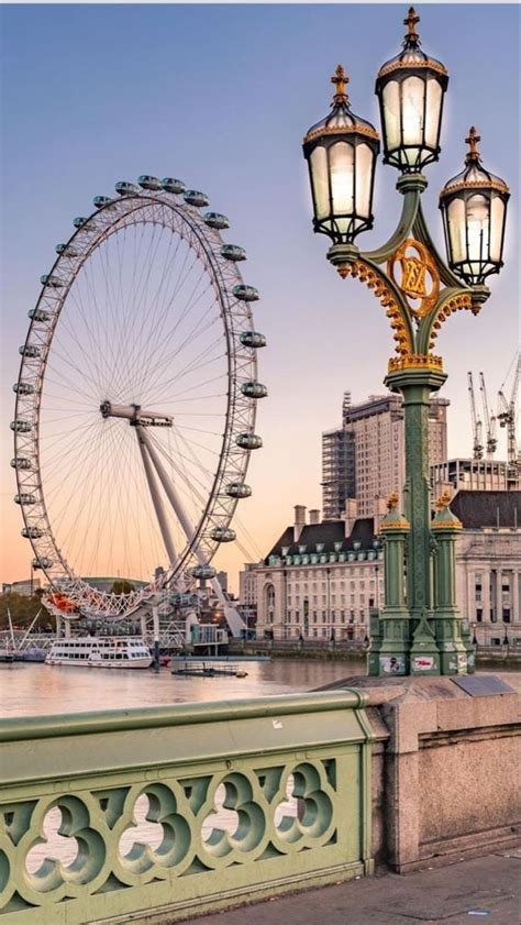 The London Eye 🏴󠁧󠁢󠁥󠁮󠁧󠁿👁️ London England Photography London Wallpaper