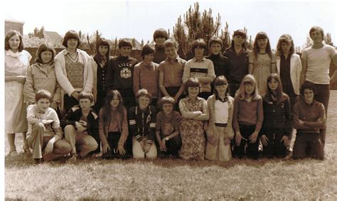 Photo De Classe Eme De Coll Ge Henri Dunant Copains D Avant