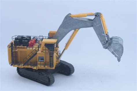 Komatsu PC8000-6 Mining Excavator - Diesel