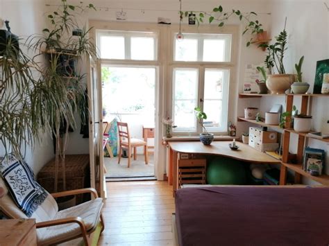 Schönes ruhiges Zimmer in Vegetarier WG mit Balkon zum schönen Garten