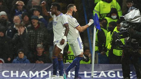 Gr Ce Un Tripl De Karim Benzema Le Real Madrid S Impose Chelsea