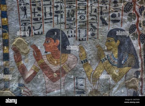 Image Of Sennefer On Left Tomb Of Sennefer Tt96 Tombs Of The Nobles