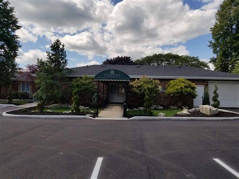 Staff explain how sutton funeral home amherstburg obituaries work 28