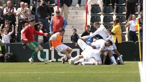 Un Tanto De Penalti En El Le Da Un Triunfo Clave Al Ceuta