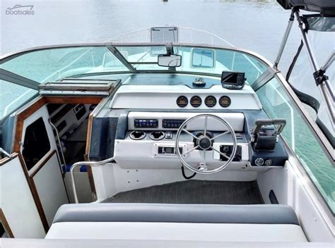 Marine Auctions 1992 Sea Ray 290 Sundancer