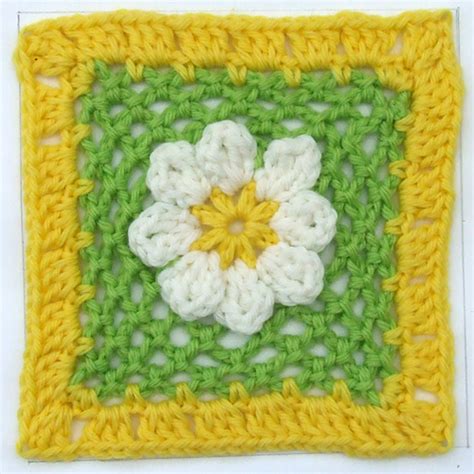 Ravelry Daisy Chain Pattern By Leonie Morgan