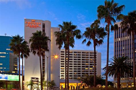 Los Angeles: Airport Hotels near [AIRPORT_CODE]: Airport Hotel Reviews ...