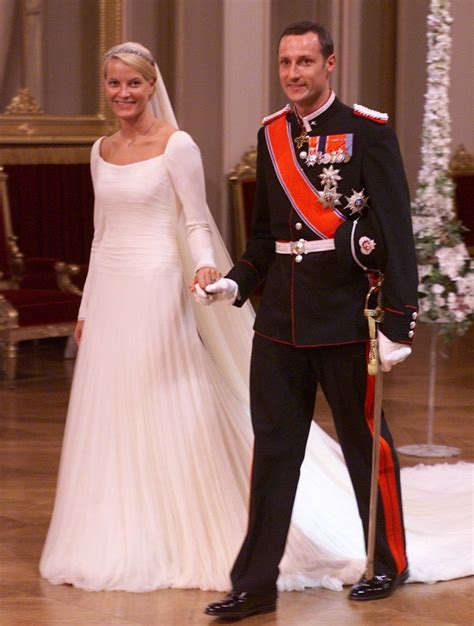 The Bridal Couple In The Royal Palace Oslo Wedding Of Crown Prince