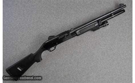 Benelli M1 Super 90 Tactical 12 Gauge