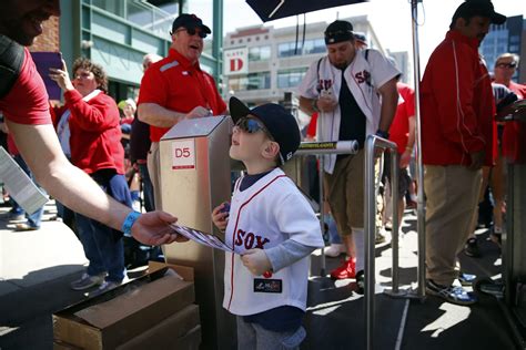 Mlb Opening Day Attendance Savialoxc