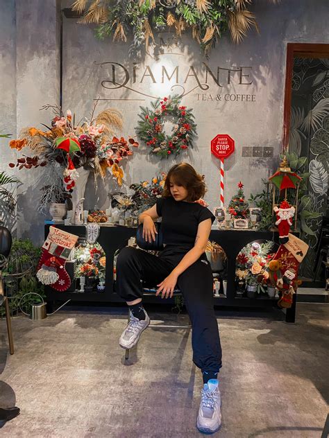 D O Qua Qu N Cafe Trang Tr Noel H N I Hot R N R N Bloganchoi