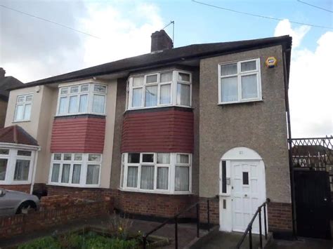 Kurtis Property Services | Ilford