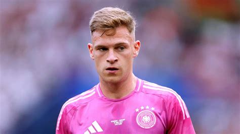 Abschied vom FC Bayern Kimmich Verlängerung wird angeblich immer