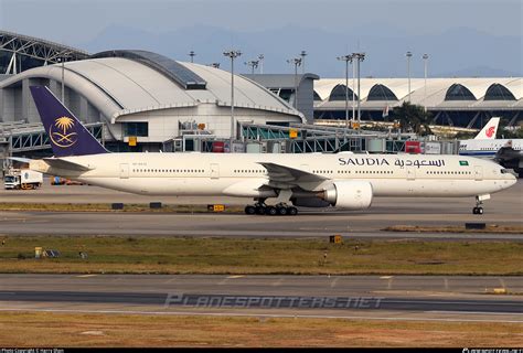 Hz Ak Saudi Arabian Airlines Boeing Fger Photo By Harry Shan