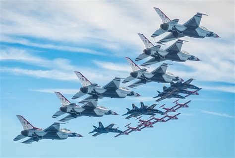 Blue Angels, Thunderbirds, And Snowbirds Combine For Incredible 21-Ship Mass Formation ...