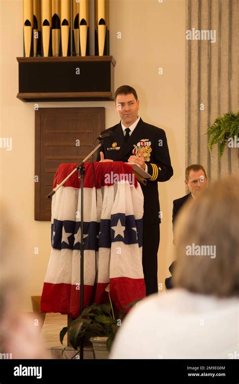 Kings Bay Ga May 19 2022 Cmdr Ben Pollock Outgoing Commanding