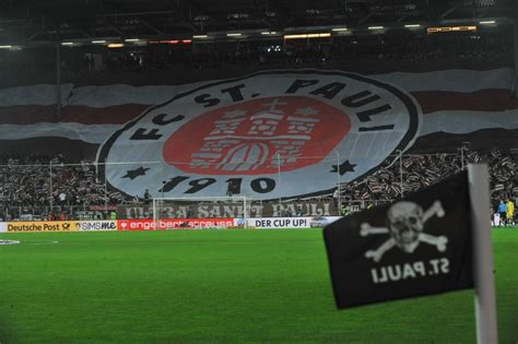 Bilderstrecke zu FC St Pauli droht Absturz in Dritte Fußball Liga