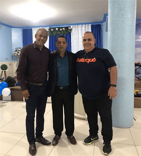 Gandu Igreja celebra culto especial pelo aniversário do Pastor