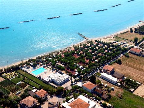 Villaggio Campeggio Europa Roseto Degli Abruzzi Camping Abruzzo Teramo