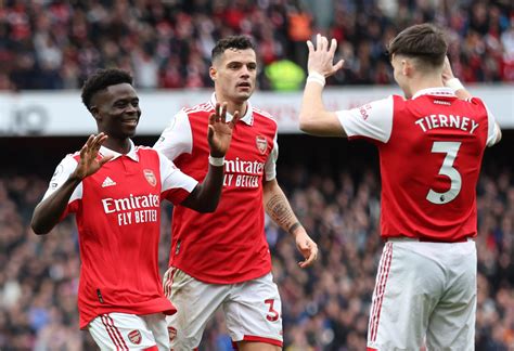 Saka Double Against Palace Sends Arsenal Eight Points Clear Reuters