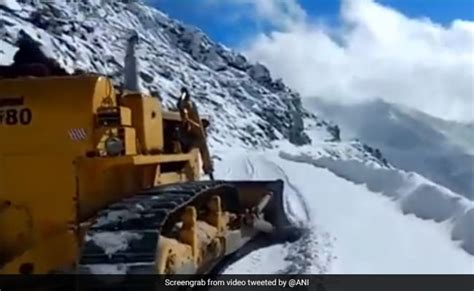 World's Second-Highest Motorable Road In Ladakh Opened Amid Extreme Winter