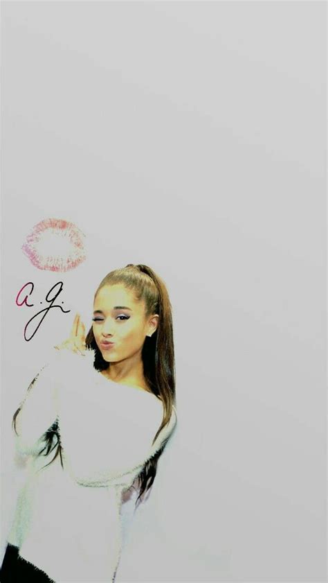 Ariana Grande Lockscreen