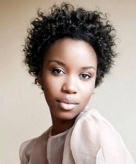 Coiffure Courte Afro Américaine