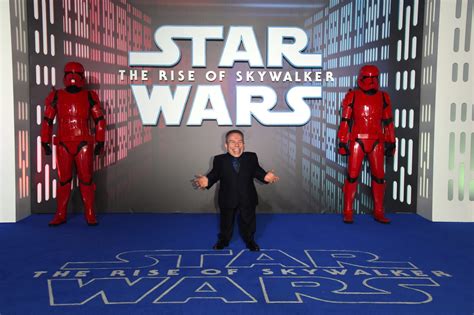 See Warwick Davis And His Son As Ewoks On The Rise Of Skywalker Set