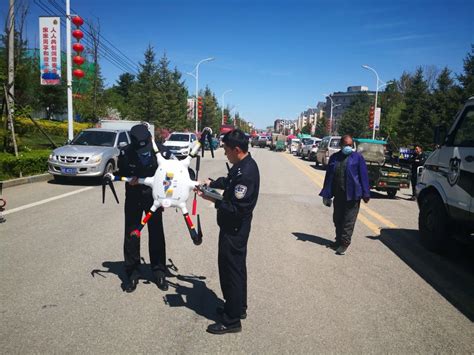 池西边境派出所民警利用无人机空中排查【官网】沃航无人机飞行学院 河南专业无人机培训机构郑州学aopa无人机驾照无人机考证100包就业