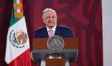 Plantea AMLO que se elimine constancia de situación fiscal si complica