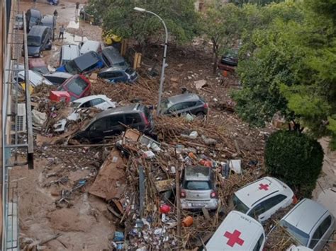 Catastrofe Nella Regione Di Valencia Oltre 50 Morti Per L Alluvione